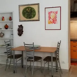 https://suite-battisti.it-tuscanyhotel.com