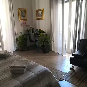 https://trinita-city-centre.sicilyhotelsitaly.net