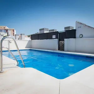https://holidays2malaga-refino-pool-and-parking.es-andalucia.com